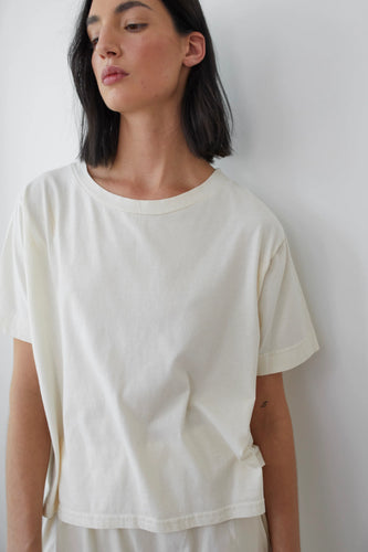 the box tee in natural