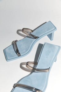 transparent heel in blue