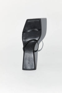 fine strap heel in black
