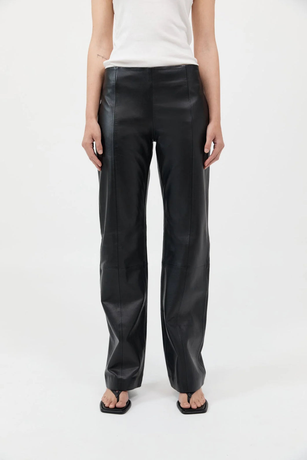 leather pants in black