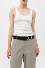 Load image into Gallery viewer, organic cotton slim scoop tank in white