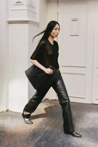 leather pants in black