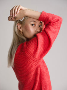 nia shrunken cardigan in red