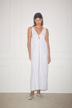 Load image into Gallery viewer, keyhole dress in white