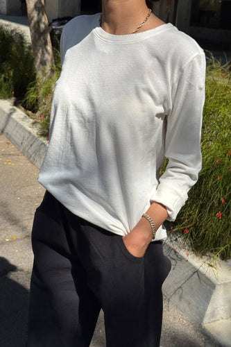 everyday long sleeve tee in vintage white