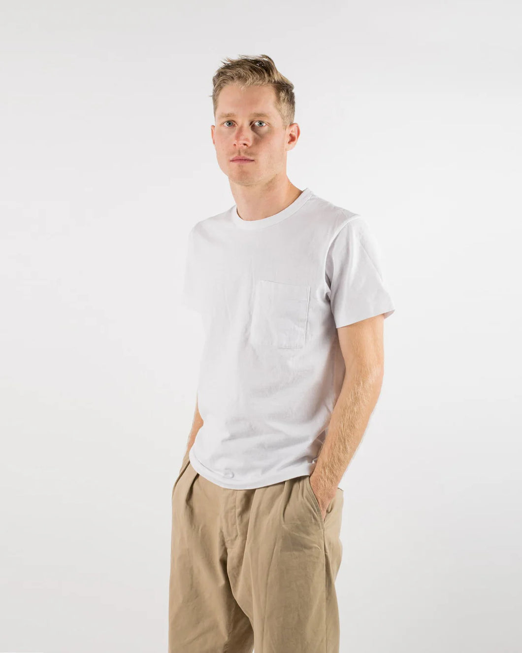 heavy duty tee single pocket tee in white