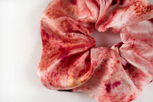 Load image into Gallery viewer, botanically dyed silk scrunchie in pink