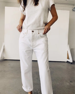 the loose crop in white