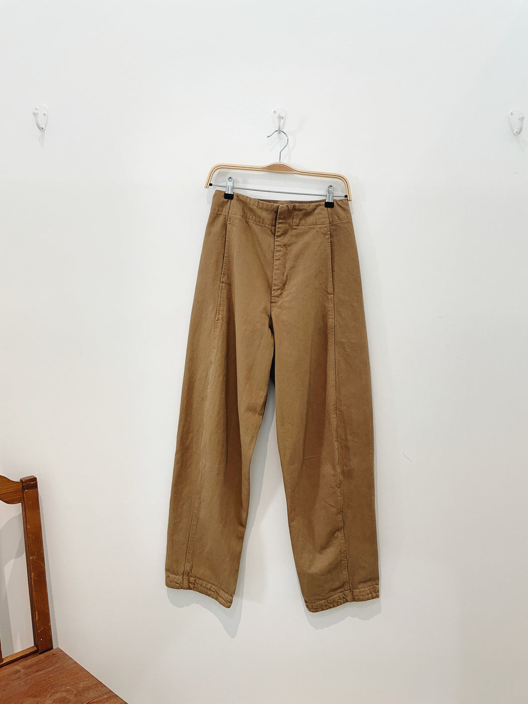 arc pant in stone wash sand