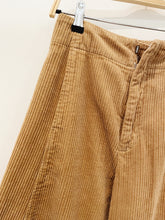 Load image into Gallery viewer, arc pant cord in camel