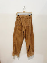 Load image into Gallery viewer, arc pant cord in camel