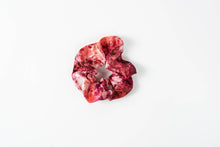 Load image into Gallery viewer, botanically dyed silk scrunchie in pink