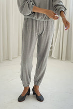 Load image into Gallery viewer, pointelle serene jogger in melange grey
