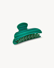 Load image into Gallery viewer, midi heirloom claw in malachite