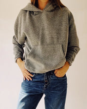 Load image into Gallery viewer, the hoodie in p.e. grey