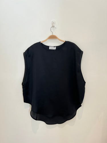 silk organza oversized sheath top in black
