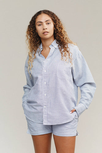 catalina button down shirt in powder blue stripe