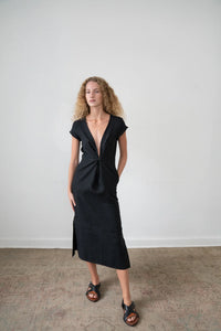 oly dress in black