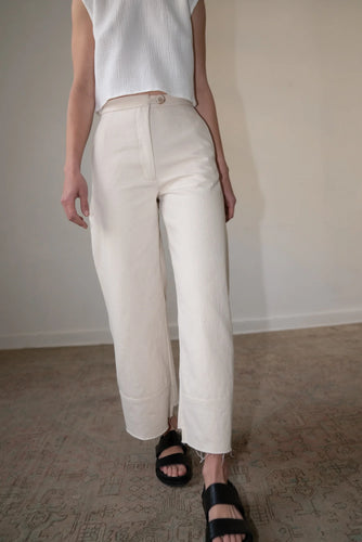 pia pant in natural