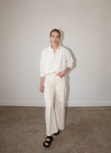 Load image into Gallery viewer, cloe shirt in white