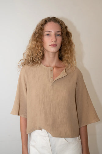 anai tshirt in beige