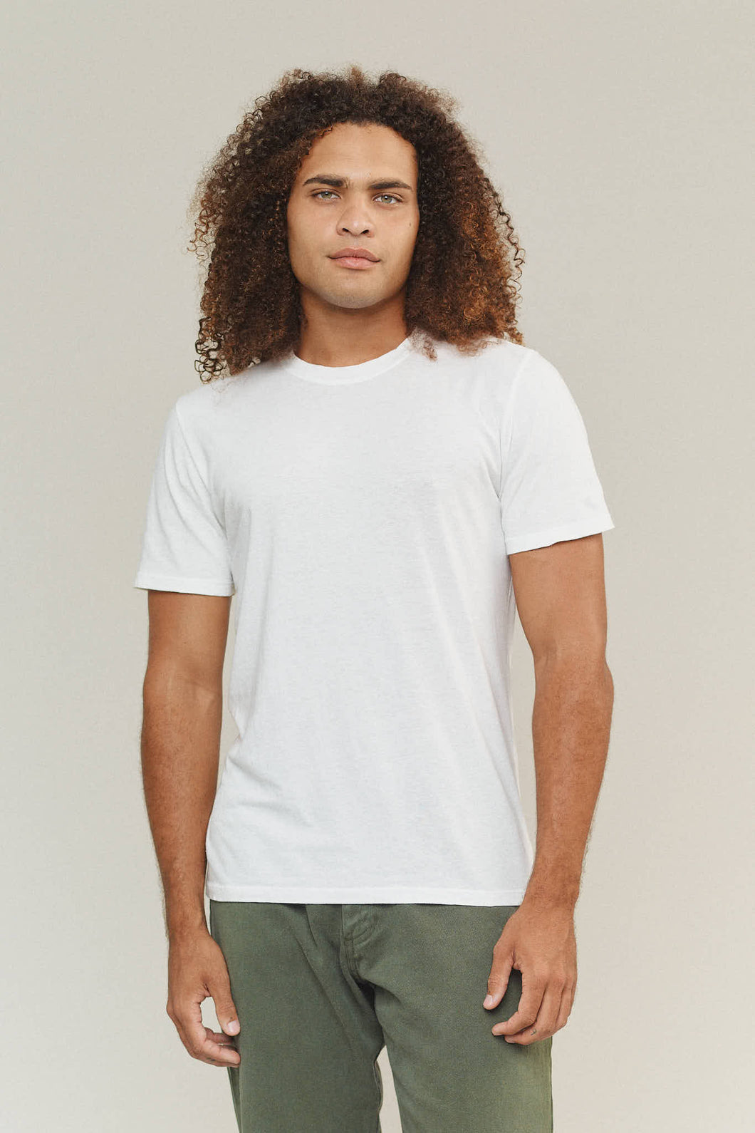 basic tee in washed white