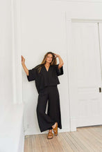 Load image into Gallery viewer, essential linen pant in black