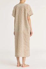 Load image into Gallery viewer, ripple finish crew neck dress in beige