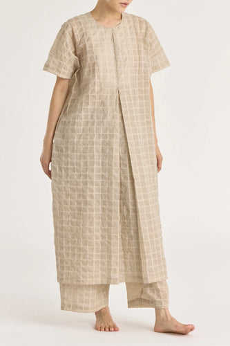 ripple finish crew neck dress in beige