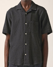Load image into Gallery viewer, alhambra shirt in black