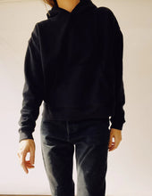 Load image into Gallery viewer, the hoodie in black
