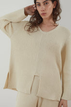 Load image into Gallery viewer, rib panel pullover in ecru
