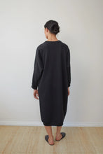 Load image into Gallery viewer, sweatshirt dress in black