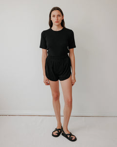 trainer short in black