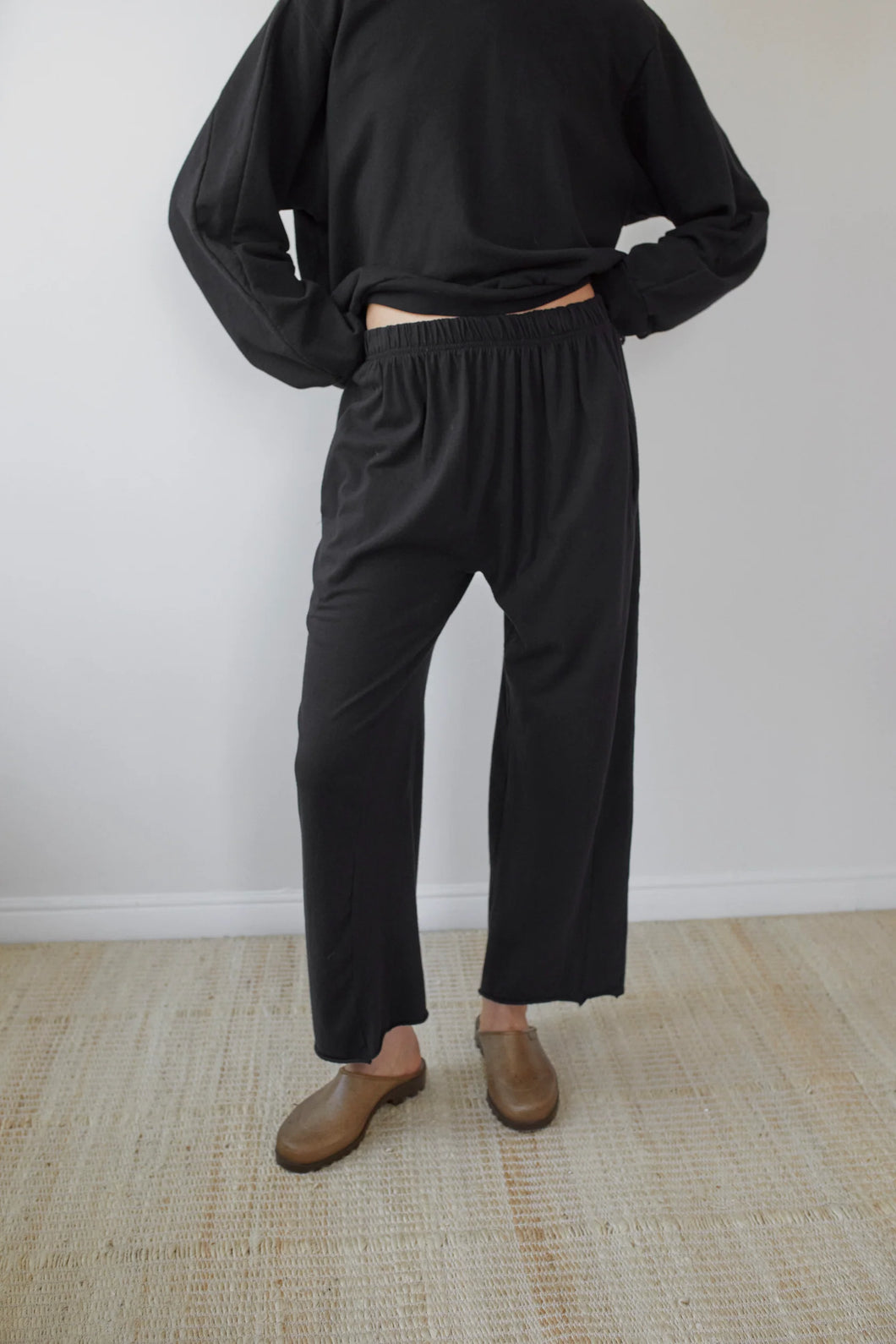 easy pant in black