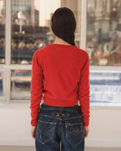 Load image into Gallery viewer, tier sweater in melograno red