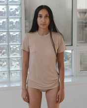 Load image into Gallery viewer, tee shirt in haptic