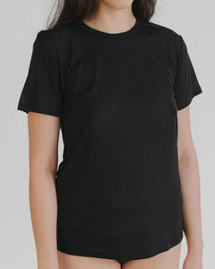 tee shirt in black
