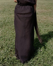 Load image into Gallery viewer, dydine skirt in black