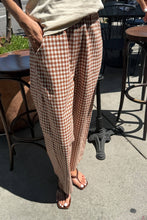 Load image into Gallery viewer, gingham arc pants in cinnamon
