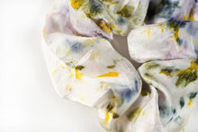 Load image into Gallery viewer, botanically dyed silk scrunchie in purple