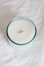 Load image into Gallery viewer, botánica soy candles 10oz