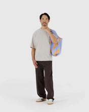 Load image into Gallery viewer, standard baggu in cantaloupe blue