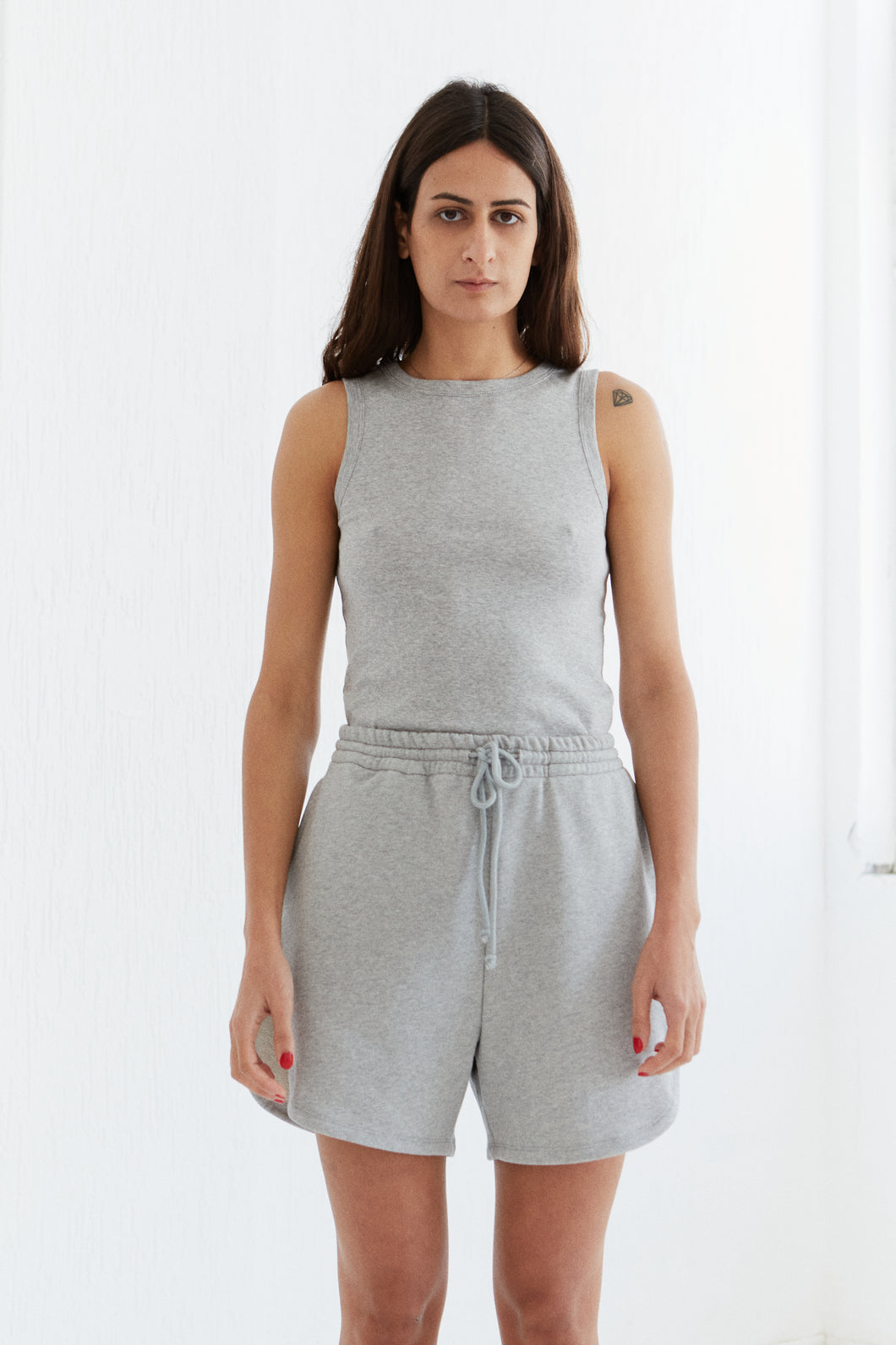 alba shorts in melange grey