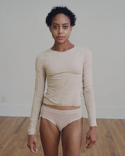 Load image into Gallery viewer, odea long sleeve in beige