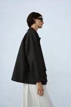 Load image into Gallery viewer, utility trench jacket in black