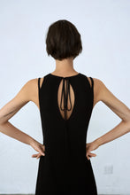 Load image into Gallery viewer, viscose cut out dress in black